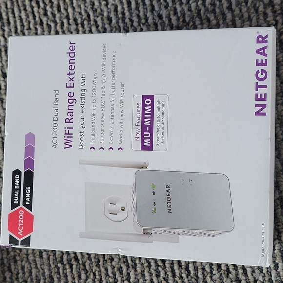 NETGEAR N600 Modem/Router and AC1200 Range Extender - Picture 4 of 9